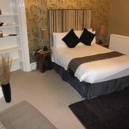 Penzion Monties - Adults Only Bowness-on-Windermere
